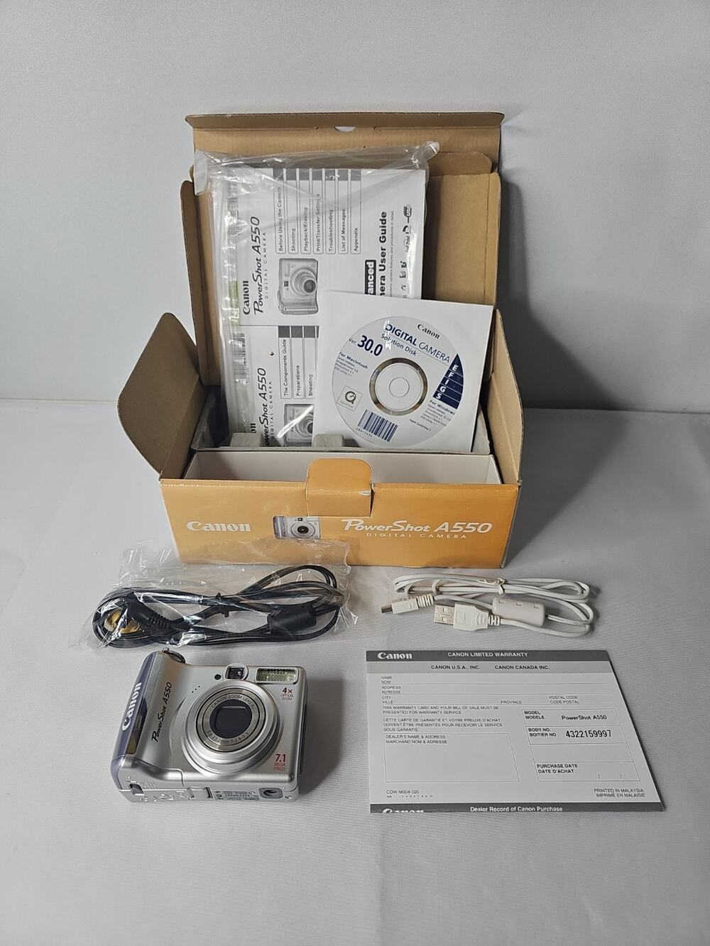 Canon PowerShot A550 7.1MP Digital Camera In Box - Silver TESTED